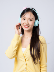 Con gái, nữ, girl, tai nghe, sinh viên, quảng cáo, Việt Nam 23
