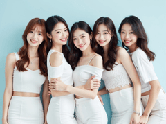 Con gái, cô gái, nữ, nhóm, tập thể, team, group, quảng cáo, model, người mẫu 32