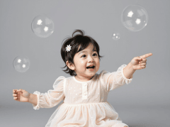 Em bé, trẻ em, con gái, girl, kids, chụp ảnh, vui vẻ 57