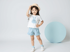 Em bé, trẻ em, con gái, girl, kids, chụp ảnh, vui vẻ 246