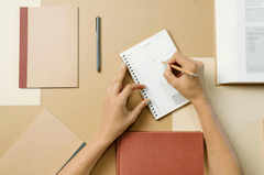 Văn phòng, office, làm việc, book, tài liệu, folder -cottonbro studio