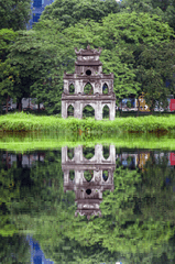 Hồ Gươm, Hoan Kiem lake, Hà Nội, phản chiếu, reflection, mặt nước, water surface - Thể Phạm
