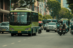 xe buýt, bus, xe máy, motorbikes, ô tô, cars, Vietnam, Việt Nam - Văn Nguyễn Hoàng
