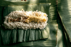 Bánh tét, gói bánh, món ăn Việt Nam, Việt Nam, ẩm thực, food - Vietnam Tri Duong 4