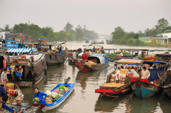 Chợ nổi, floating market, thuyền hàng, cargo boats, miền Tây, Mekong Delta, buôn bán sông nước, river trading, nông sản, farm produce, - Quangpraha