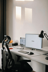 Văn phòng, office, bàn làm việc, phòng làm việc, bàn, desk, tài liệu, folder, laptop, máy tính - Alpha En