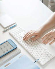 Văn phòng, office, bàn làm việc, phòng làm việc, bàn, desk, tài liệu, folder, laptop, máy tính - Анна Шаталова 1