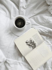 Coffee, cà phê, glass mug, cốc thủy tinh, book, sách, bed, giường - Melanie 2