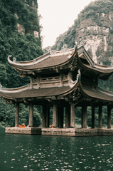 Tràng An, Trang An, Ninh Bình, thiên nhiên, nature, núi đá, rock mountain, sông, river - Quý Nguyễn