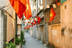 Lá cờ Việt nam, flag, Hà Nội, khung cảnh Việt, góc hẻm Hà Nội, Hanoi streets, alley corner, Việt Nam - HONG SON