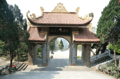 Chùa Tây Thiên Phù Nghĩa, Tay Thien Phu Nghia pagoda, Vĩnh Phúc, Vinh Phuc, cổng chùa, temple gate - Tuyen Hoang