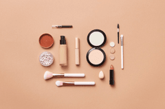 Cọ trang điểm, makeup brushes, face powder, phấn phủ, liquid foundation, kem nền, lipstick, son môi, cosmetic set ,bộ mỹ phẩm - DS stories 1