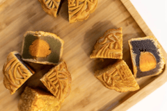 Tết trung thu, mooncake festival, mooncake, bánh trung thu, traditional cake, bánh truyền thống, festive food - Ruandom Zhong