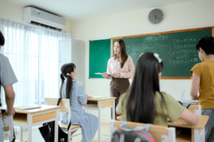 Giáo viên, cô giáo, nhà giáo Việt Nam, học trò, dạy học, lớp học, teacher, female teacher, Vietnamese educator, student, teaching, class - Aley 2