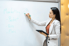 Giáo viên,cô giáo, nhà giáo Việt Nam, học trò, dạy học, lớp học, teacher, female teacher, Vietnamese educator, student, teaching, class - Aley 7