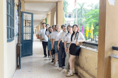 Học sinh, bạn bè, trường lớp, hồn nhiên, đồng phục, nụ cười, kỷ niệm, students, friends, school, innocence, uniform, smile, memories