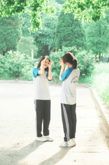 Học sinh, kỷ yếu, bạn nữ, bạn bè, kỷ niệm, students, yearbook, female friends, friends, memories - Chúng tớ thích chụp ảnh