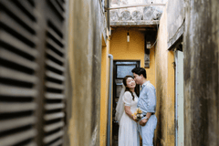 Cặp đôi, couple, nam nữ, tình yêu, chụp ảnh, Hội An, phố cổ, nắng vàng,Việt Nam - Trần Long 19