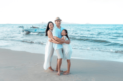 Gia đình, family, cha mẹ và con, yêu thương, hạnh phúc, parents and children, love, happiness - Võ Văn Tiến 27