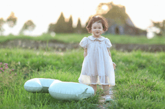 Em bé, trẻ em, con gái, girl, kids, chụp ảnh, vui vẻ- Mochi mochi