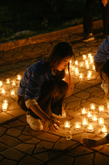 Tình nguyện viên,thắp hương, đốt nến, volunteers, light incense, burn candles- HONG SON 3