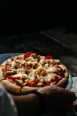 Pizza, ăn vặt, thức ăn nhanh, snacks, fast food- Yuan Cao