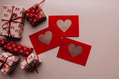 Hộp quà, thiệp, valentine - alleksana 1