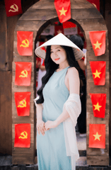 Con gái, girl, lá cờ Viêt Nam, nón lá, truyền thống, tết, xuân, spring, Việt Nam, Hà Nội, Phố cổ - Quí Nguyễn 2