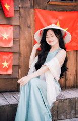 Con gái, girl, lá cờ Viêt Nam, nón lá, truyền thống, tết, xuân, spring, Việt Nam, Hà Nội, Phố cổ - Quí Nguyễn 5