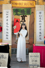 Ái dài, con gái, girl, lá cờ Viêt Nam, nón lá, truyền thống, tết, xuân, spring, Việt Nam, Hà Nội, Phố cổ - lVu image 10