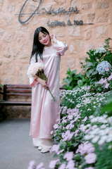 Áo dài hồng, áo dài, cô gái, con gái ôm hoa, hoa, flower, girl - Nguyễn Tiến Thịnh 1