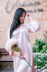 Áo dài hồng, áo dài, cô gái, con gái ôm hoa, hoa, flower, girl - Nguyễn Tiến Thịnh