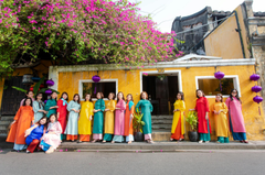 Hội nhóm, áo dài- Võ Văn Tiến 5