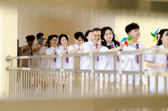 Tốt nghiệp, học sinh - Boser Đàm