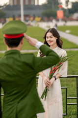 Cặp đôi, quân nhân, áo dài - Toàn Văn