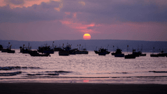 Biển, làng chài, bình minh - Khang Ocean 2