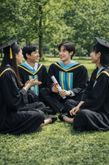 Chàng trai, cô gái, tốt nghiệp 4