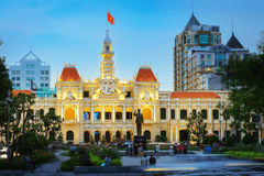 Ủy ban thành phố, Việt Nam - Thien An Le