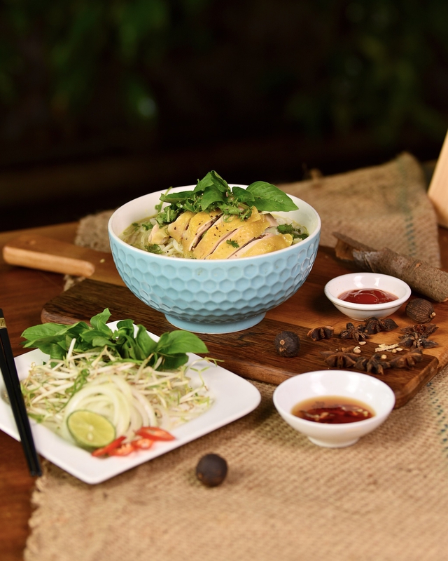 Món ăn Việt Nam, ẩm thực Việt Nam, phở gà, phở, gà - Vu_Pham (2)