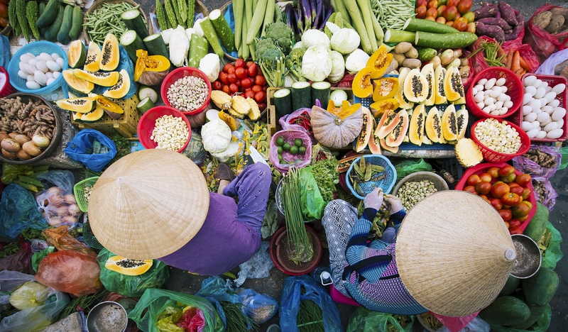 Hàng rong, bán hàng, rau củ, chợ, miền tây,  Việt Nam - trilemedia