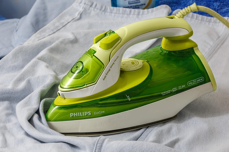 Bàn ủi, bàn là, clothes iron, gia dụng, điện tử - stevepb