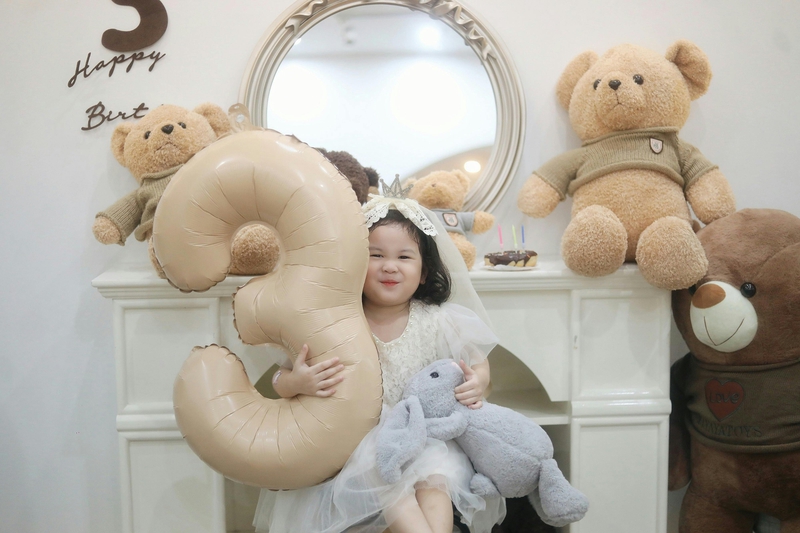 Em bé, trẻ em, con gái, girl, kids, chụp ảnh, vui vẻ- Mochi mochi 50