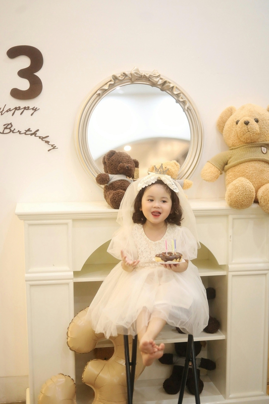 Em bé, trẻ em, con gái, girl, kids, chụp ảnh, vui vẻ- Mochi mochi 53