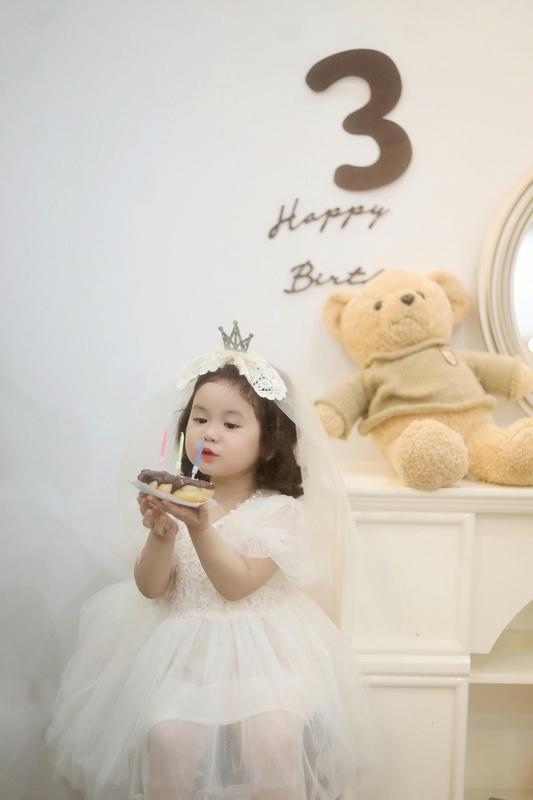 Em bé, trẻ em, con gái, girl, kids, chụp ảnh, vui vẻ- Mochi mochi 55