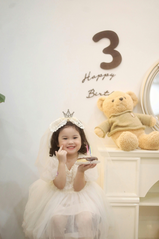 Em bé, trẻ em, con gái, girl, kids, chụp ảnh, vui vẻ- Mochi mochi 57