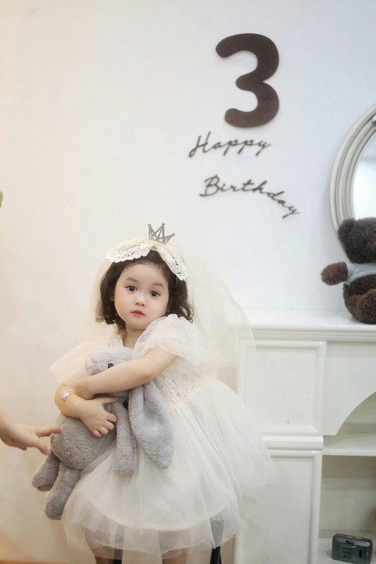 Em bé, trẻ em, con gái, girl, kids, chụp ảnh, vui vẻ- Mochi mochi 58