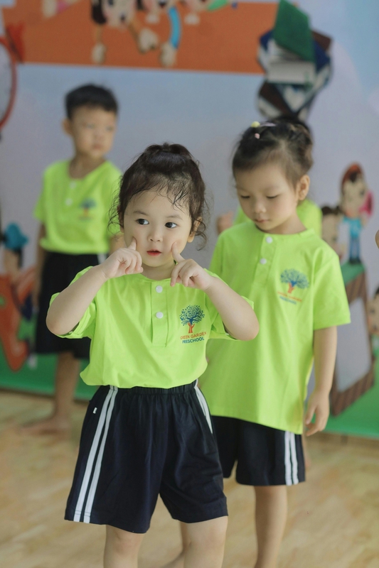 Em bé, trẻ em, con gái, girl, kids, chụp ảnh, vui vẻ- Mochi mochi 71
