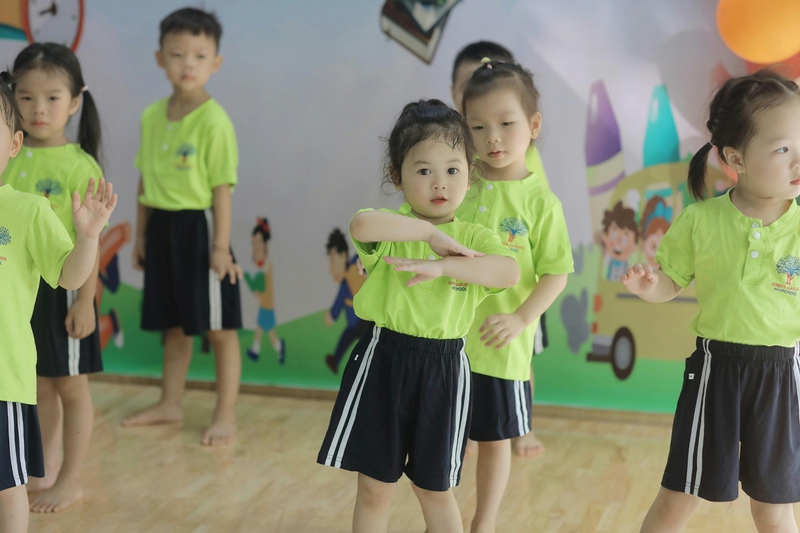 Em bé, trẻ em, con gái, girl, kids, chụp ảnh, vui vẻ- Mochi mochi 74