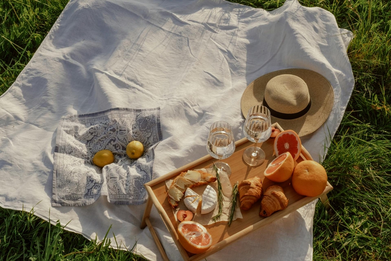 Picnic, bánh, trái cây, cắm trại, camping - Ron Lach (2)