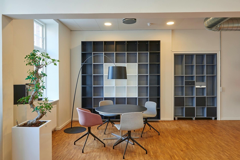Văn phòng, office, phòng họp, meeting room, ghế, bàn, desk, chair - ATBO